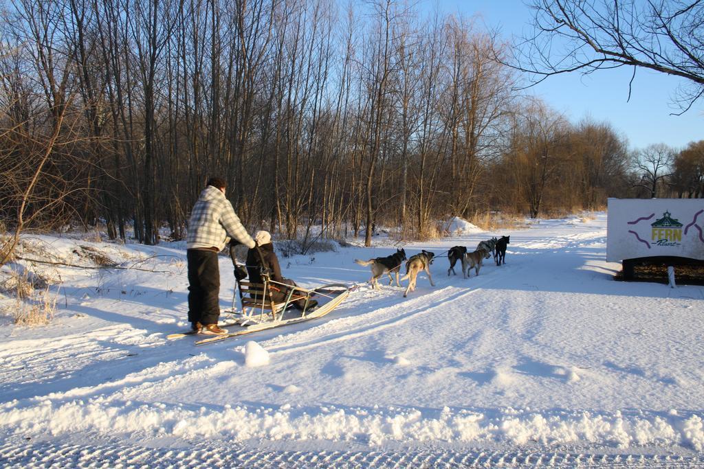 Fern Resort Orillia Buitenkant foto